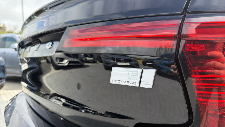 Volvo S90 2.0 T8 RC PHEV [455] Ultimate Dark 4dr AWD Auto Saloon